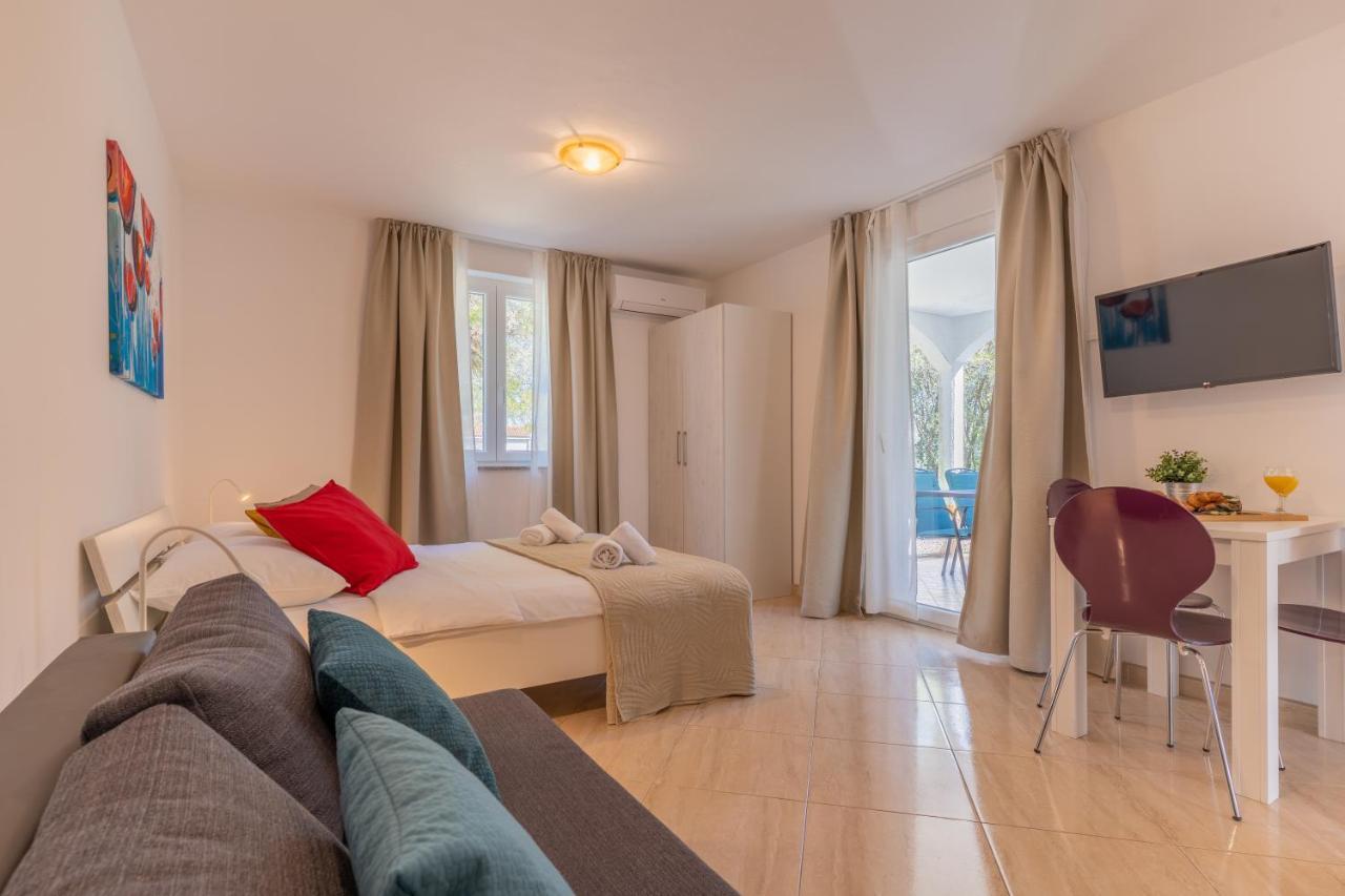 Apartments Lopari Nerezine Ngoại thất bức ảnh
